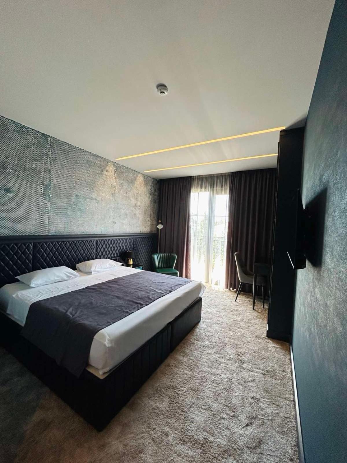 Solomon Hotel Kutaiszi Kültér fotó