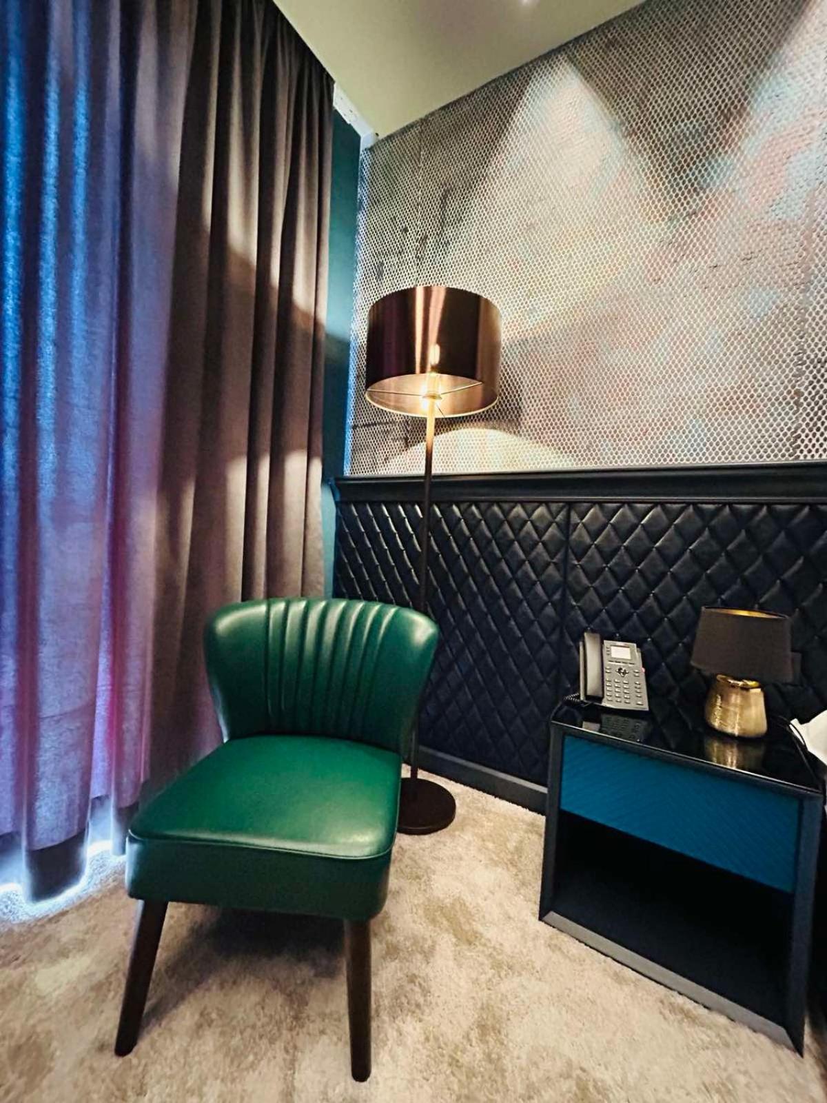 Solomon Hotel Kutaiszi Kültér fotó