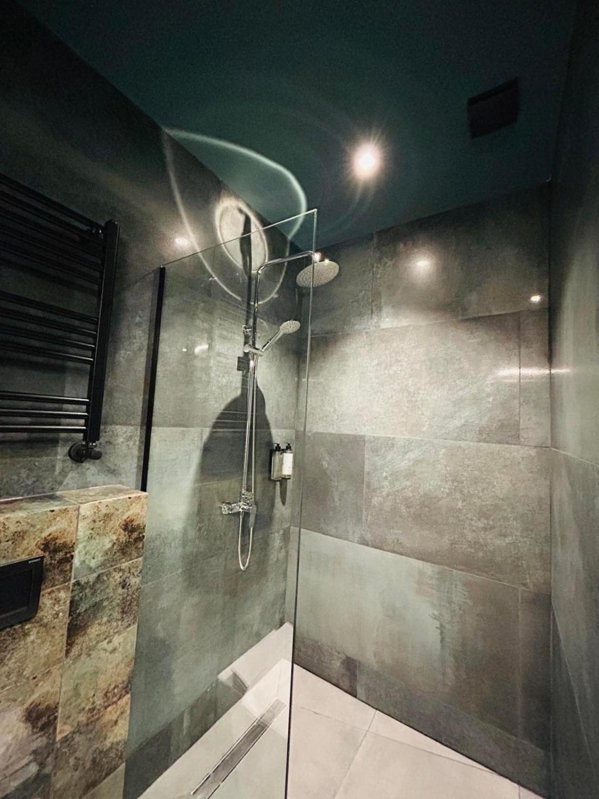 Solomon Hotel Kutaiszi Kültér fotó