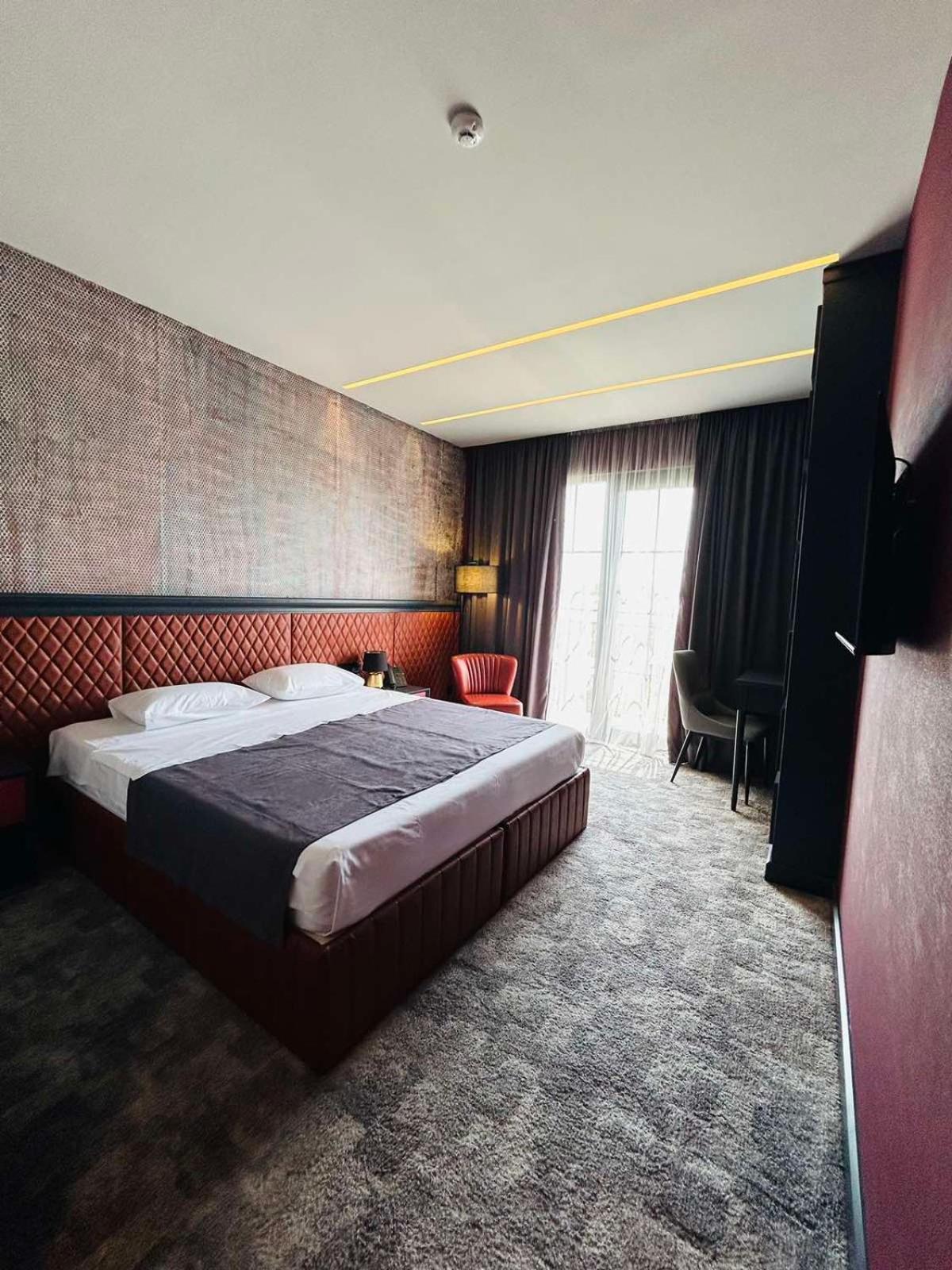 Solomon Hotel Kutaiszi Kültér fotó