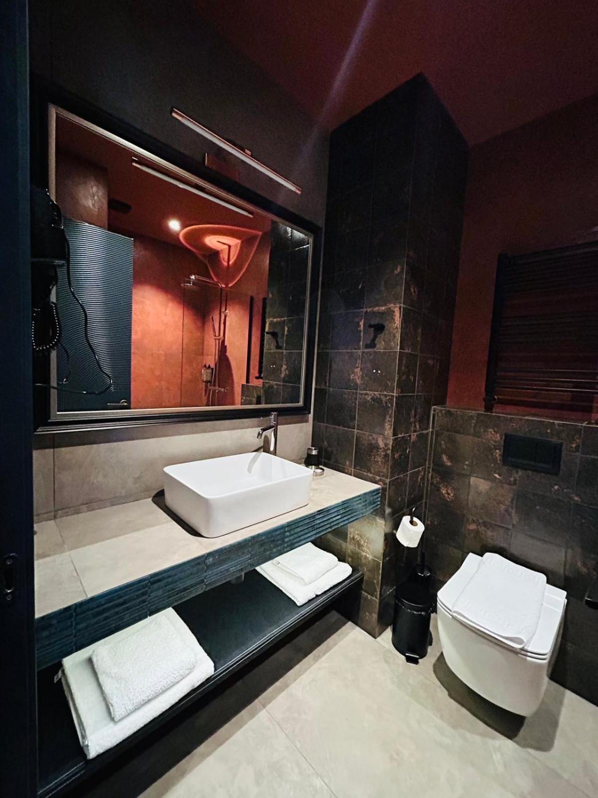 Solomon Hotel Kutaiszi Kültér fotó