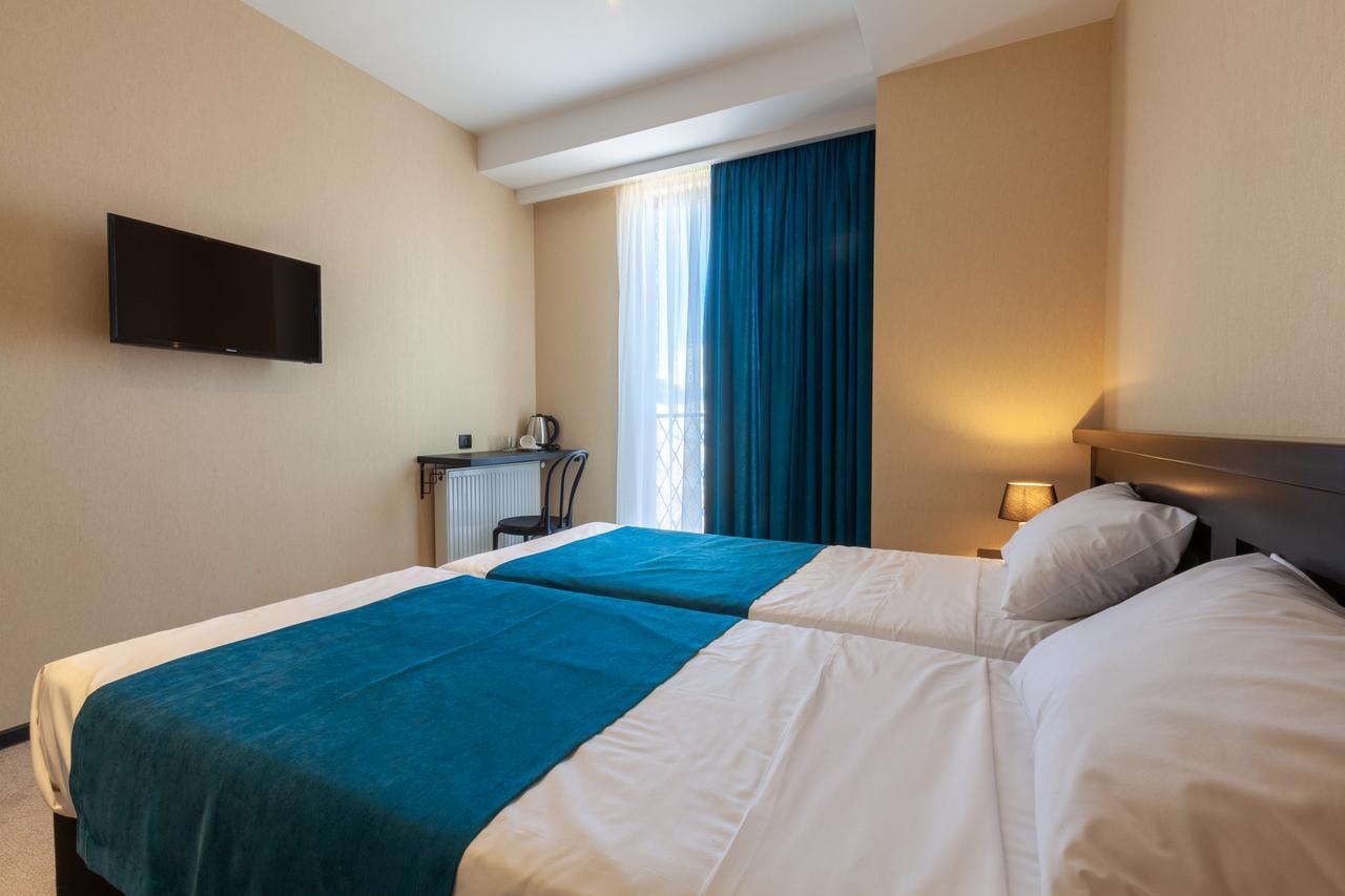 Solomon Hotel Kutaiszi Kültér fotó