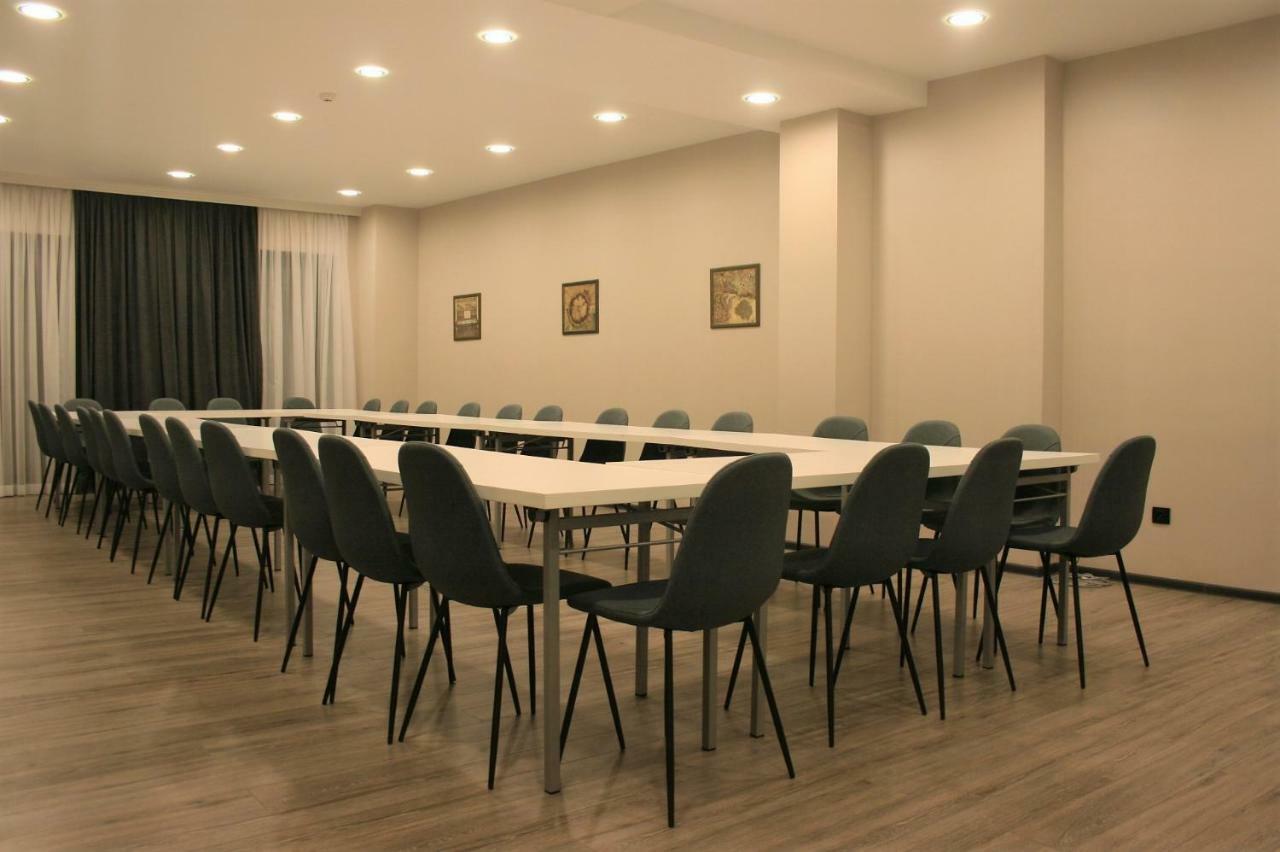 Solomon Hotel Kutaiszi Kültér fotó